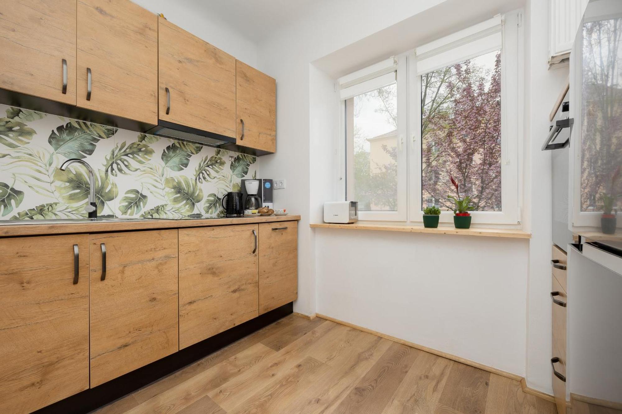 Spacious Apartment For 6 People Near The Old Town By Noclegi Renters Warschau Buitenkant foto