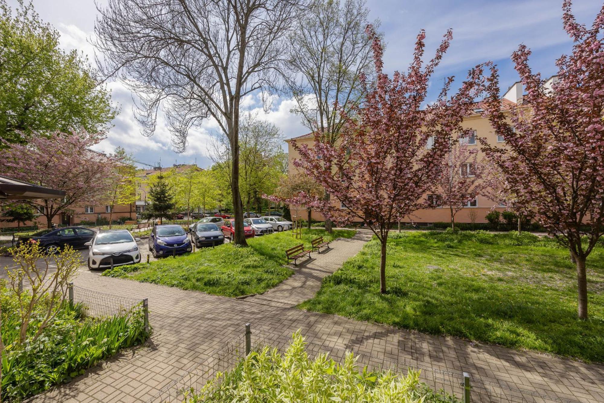 Spacious Apartment For 6 People Near The Old Town By Noclegi Renters Warschau Buitenkant foto